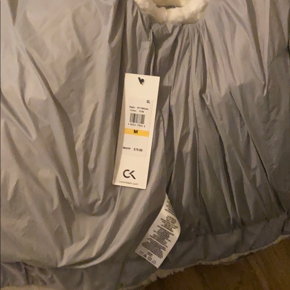 Vest - Picture 4 of 4